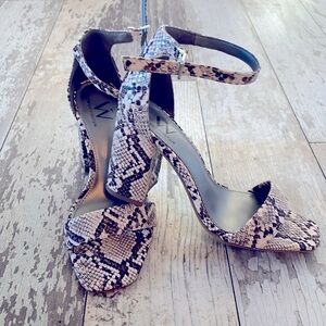 Worthington ankle strap heels